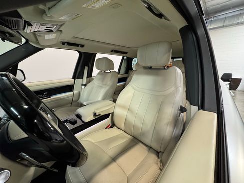 Used 2025 Land Rover Range Rover Long Wheelbase Autobiography image 6