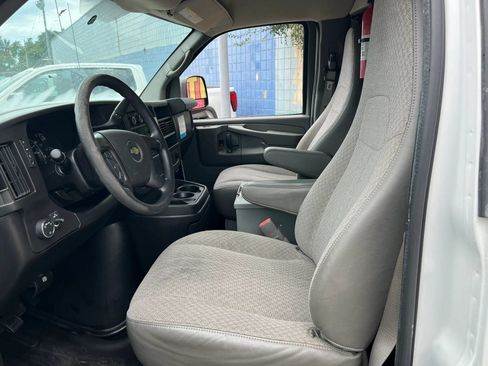 Used 2013 Chevrolet Express 2500 w/ Power Package RWD image 9