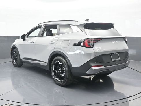 Used 2026 Kia Sportage EX w/ EX Panorama Roof Package FWD image 4