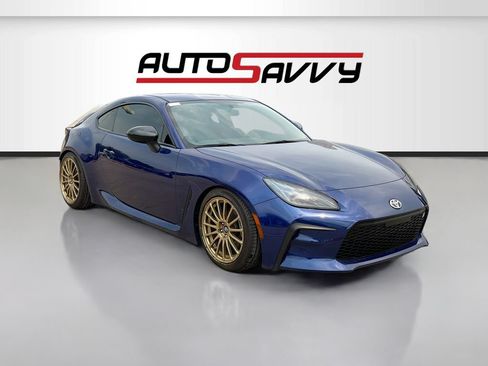 Used 2025 Toyota GR86 Premium w/ ALL Weather Mat Package (TMS) RWD image 1