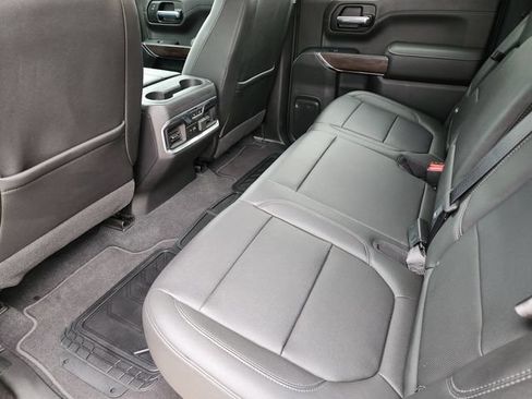 Used 2020 GMC Sierra 1500 SLT RWD image 30