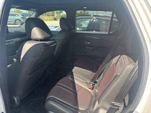 Used 2026 Honda Pilot Black Edition image 16