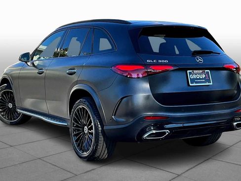 Used 2025 Mercedes-Benz GLC 300 image 25
