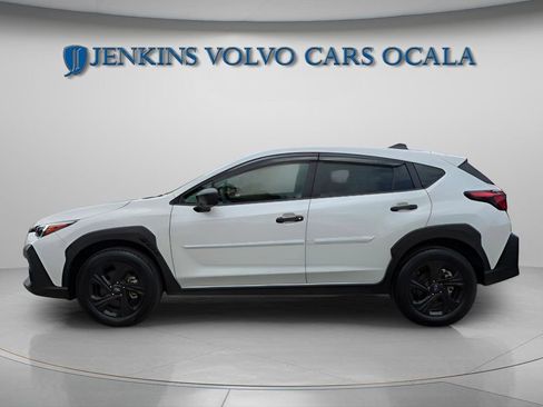 Used 2024 Subaru Crosstrek 2.0i AWD/4WD image 6