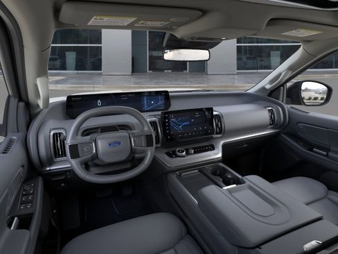 New 2026 Ford Expedition Active RWD image 10