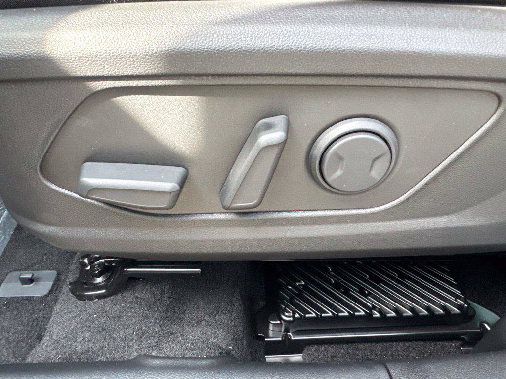 New 2026 Hyundai Tucson Limited AWD/4WD image 9