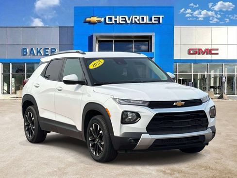 Used 2023 Chevrolet TrailBlazer LT FWD image 1