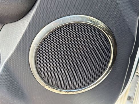 Used 2013 Kia Soul + FWD image 20