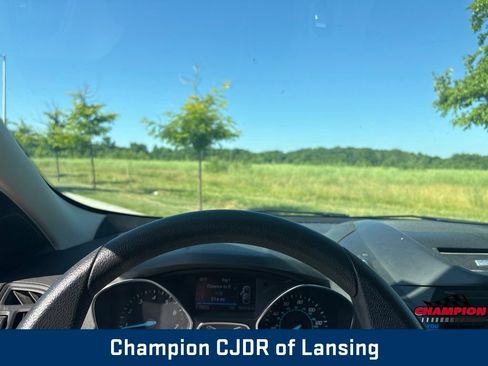 Used 2014 Ford Escape SE w/ Equipment Group 201A AWD/4WD image 16