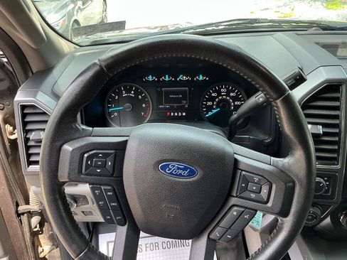 Used 2020 Ford F150 XLT w/ Equipment Group 302A Luxury AWD/4WD image 12