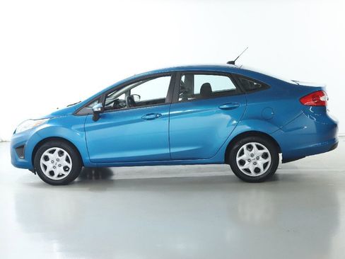 Used 2013 Ford Fiesta SE image 36