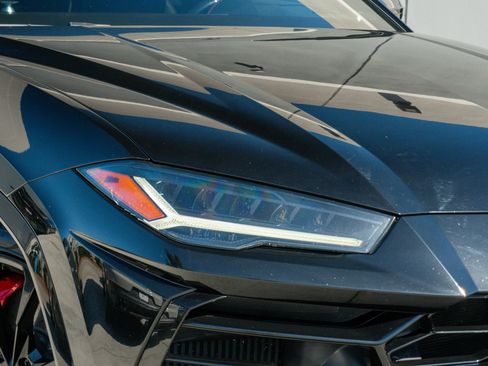 Used 2020 Lamborghini Urus image 30