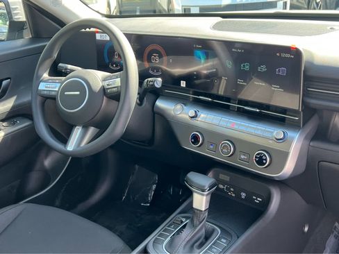 Certified 2026 Hyundai Kona SE image 28