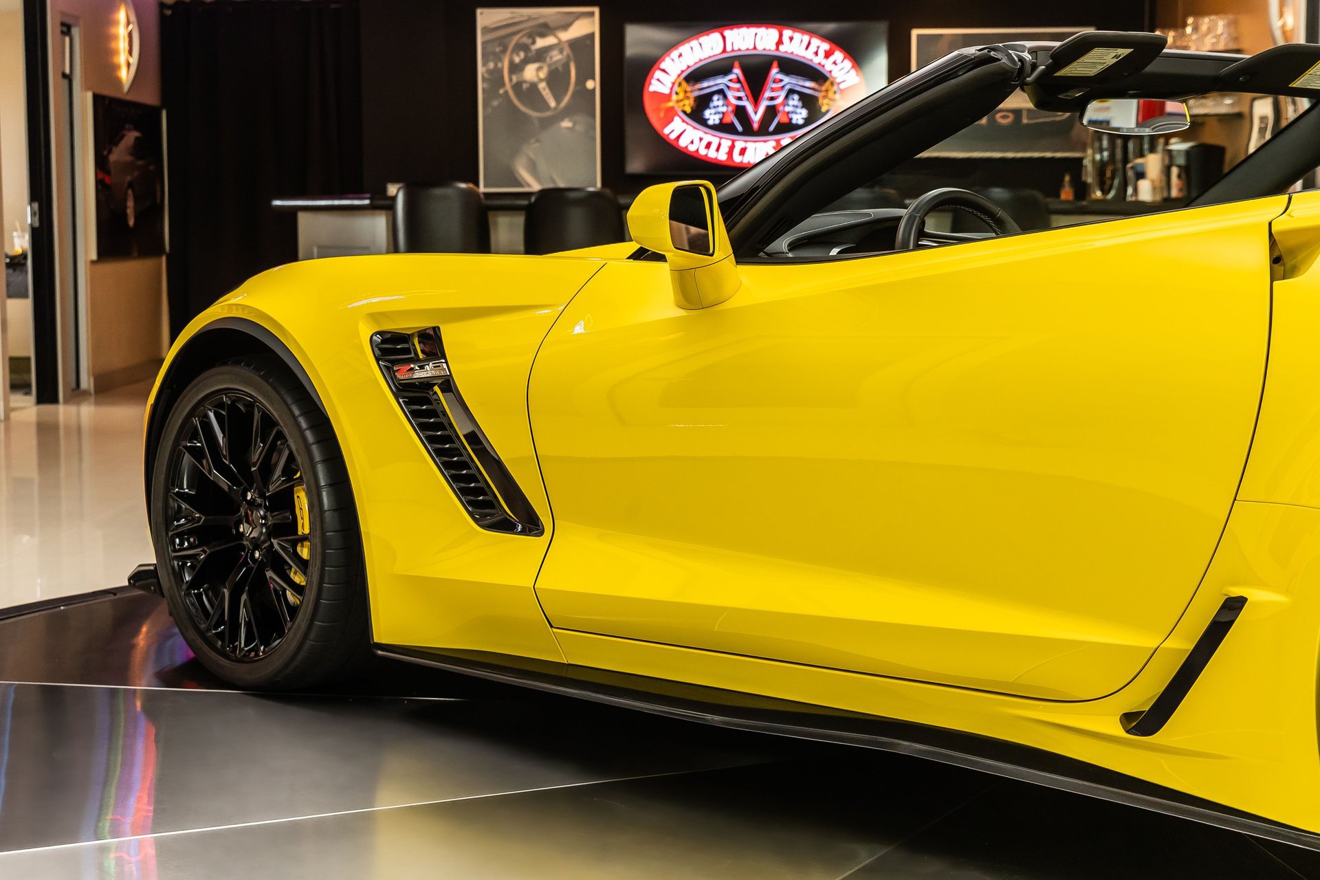 Used 2017 Chevrolet Corvette Z06 RWD image 36