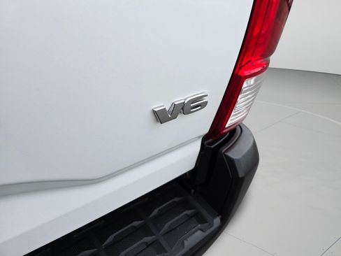 Used 2016 Toyota Tacoma SR RWD image 33