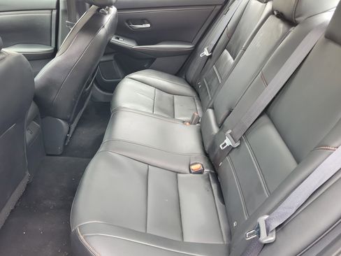 Used 2021 Nissan Sentra SR w/ SR Premium Package FWD image 6