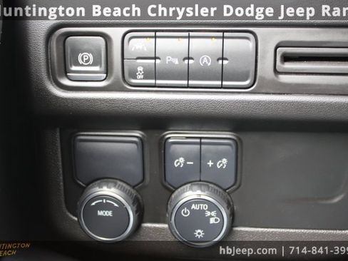 Used 2024 Chevrolet Tahoe LT image 19