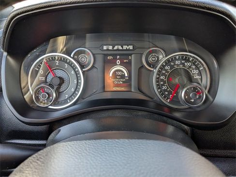 Used 2024 RAM 2500 Big Horn image 25