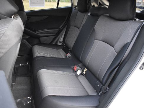 Used 2018 Subaru Crosstrek 2.0i image 14