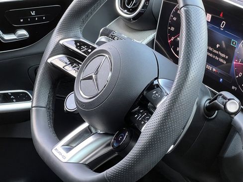 Used 2024 Mercedes-Benz GLC 43 AMG 4MATIC image 34