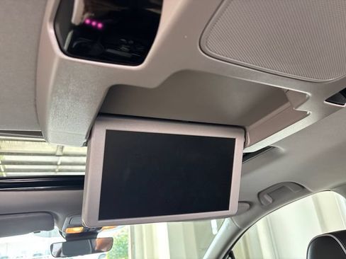 Used 2024 Honda Odyssey Elite image 19