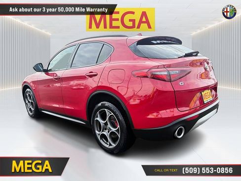 Used 2018 Alfa Romeo Stelvio Sport w/ Quick Order Package 22J Sport AWD/4WD image 9