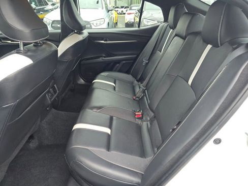 Used 2025 Toyota Camry SE image 18