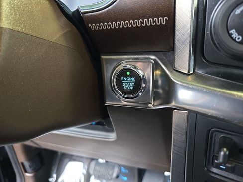 Used 2021 Ford F150 King Ranch image 20