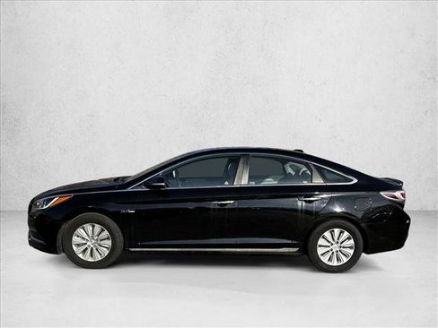 Used 2016 Hyundai Sonata SE image 8