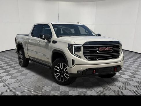 Used 2026 GMC Sierra 1500 AT4 w/ AT4 Premium Package AWD/4WD image 4