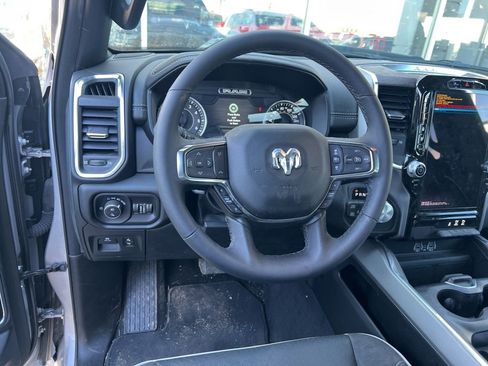 Used 2025 RAM 1500 Laramie w/ Sport Appearance Package AWD/4WD image 10