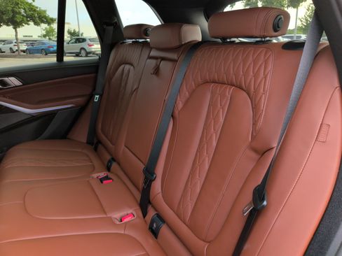Used 2025 BMW X5 xDrive50e w/ M Sport Package AWD/4WD image 37