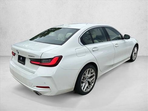 Used 2026 BMW 330i xDrive Sedan AWD/4WD image 5