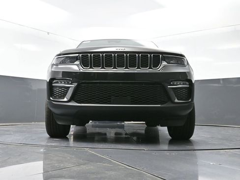 New 2025 Jeep Grand Cherokee Limited w/ Trailer Tow Package image 45