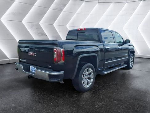 Used 2018 GMC Sierra 1500 SLT w/ SLT Premium Package AWD/4WD image 5