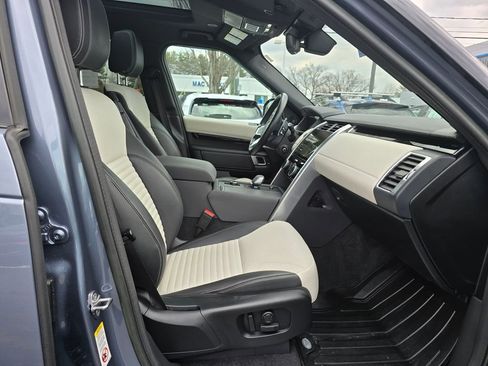 Used 2023 Land Rover Discovery S R-Dynamic AWD/4WD image 11