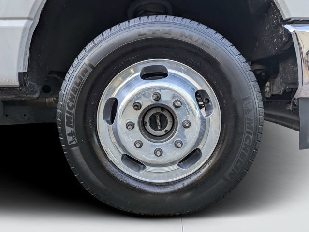 Used 2025 Ford F350 Lariat AWD/4WD image 10