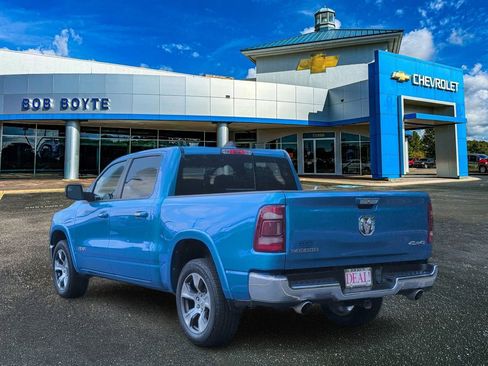 Used 2022 RAM 1500 Laramie AWD/4WD image 3