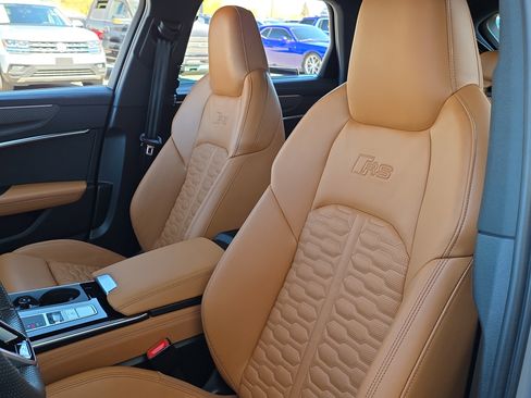 Used 2024 Audi RS 6 performance image 17