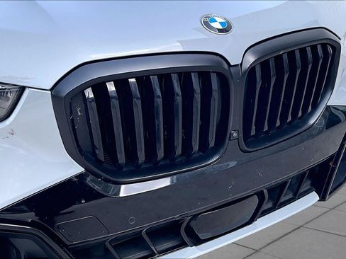 Used 2025 BMW X5 sDrive40i w/ M Sport Package RWD image 27