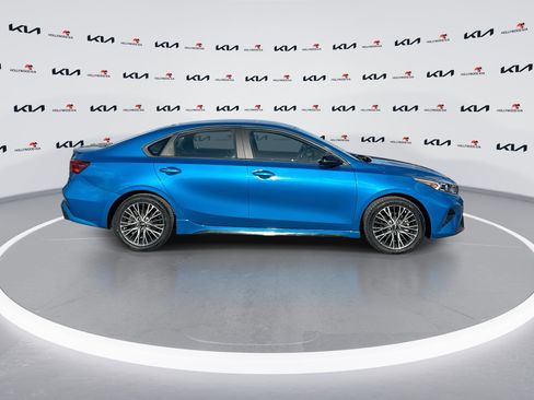 Certified 2023 Kia Forte GT-Line w/ GT-Line Technology Package FWD image 9