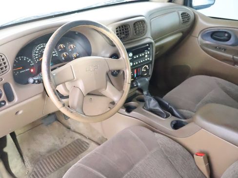 Used 2003 Chevrolet TrailBlazer LS w/ Preferred Equipment Group AWD/4WD image 23
