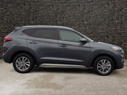 Used 2017 Hyundai Tucson SE image 3
