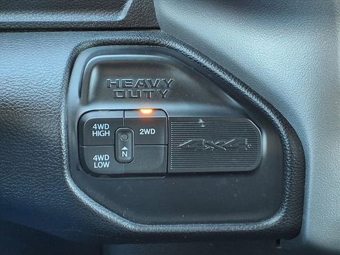 Used 2024 RAM 2500 Big Horn image 12