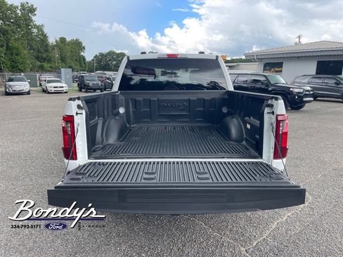 Used 2025 Ford F150 XLT w/ Equipment Group 301A Standard RWD image 14