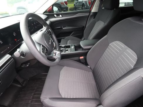 Used 2025 Kia K5 LXS FWD image 2