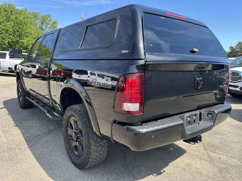Used 2018 RAM 2500 Laramie w/ Sport Appearance Group AWD/4WD image 9