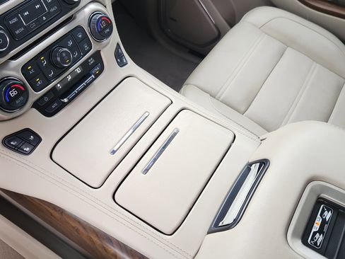 Used 2019 GMC Yukon Denali RWD image 14