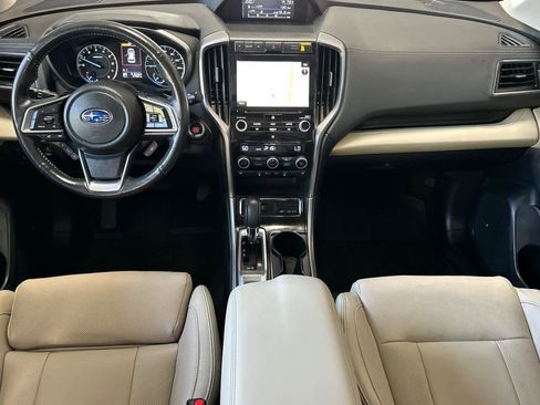 Used 2022 Subaru Ascent Limited w/ Technology Package image 3