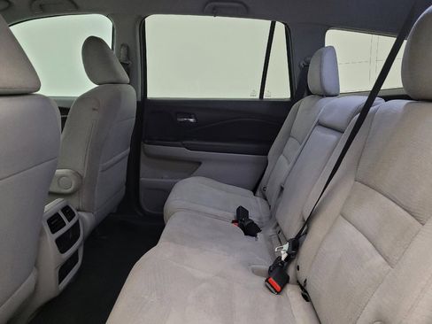 Used 2018 Honda Pilot LX image 18